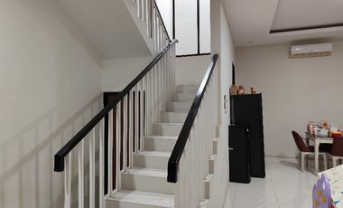 Dijual 1 unit Rumah Mewah Orchard Park Citra Grand City