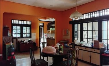 Rumah lama Di Pogung baru Kawasan Kampus UGM - Pogung Baru Sleman