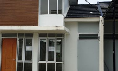 DiJual Rumah Baru Cluster Green Cove Di Citra Maja Raya Tangerang