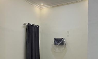 Rumah modern minimalist cluster di pudak payung