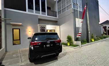 Rumah modern minimalist cluster di pudak payung