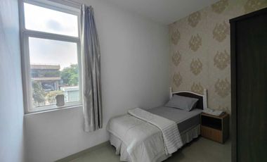 Crown Court Cikarang 3 Kamar tidur, baru renovasi lengkap sangat murah