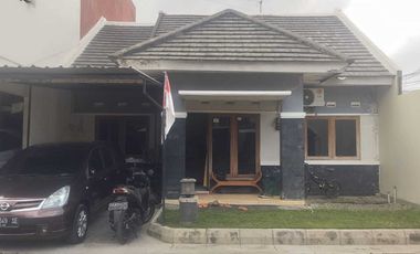 Rumah Tinggal Dalam Perum Ambarukmo Residence Depok Sleman