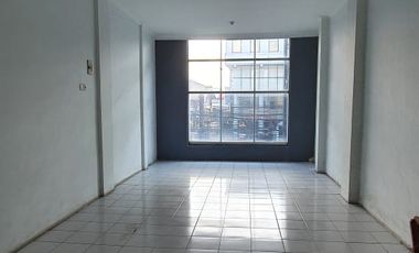 Ruko  4 lantai .Disewakan Jl. Raya Fatmawati.