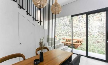 Rumah Villa Lux Siap Huni Furnished Area Sarijadi Bandung