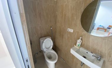 Rumah mewah modern minimalis di serengan solo kota