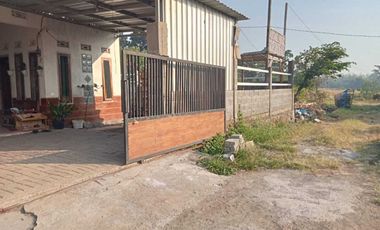 Rumah luas 224 m2 harga 500 juta di Purwosari, Kabupaten Pasuruan