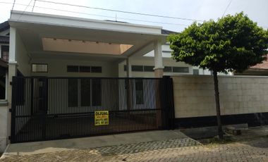 Rmh Bagus Lt 315, Bgn 240, 3+1Kt, Luas  Kemang Pratama 1, Bekasi