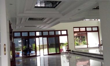 Disewa Rumah Pondok Indah Uk 750 m² Furnished at Jakarta Selatan