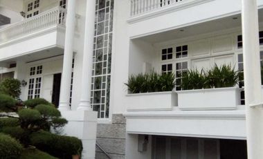 Disewa Rumah Pondok Indah Uk 750 m² Furnished at Jakarta Selatan