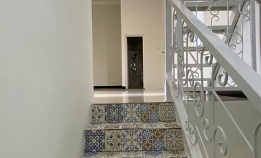 Rumah Baru 2 Lantai Bagus Mewah Siap Huni Lokasi Gentan Baki