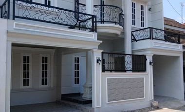 Rumah Baru 2 Lantai Bagus Mewah Siap Huni Lokasi Gentan Baki