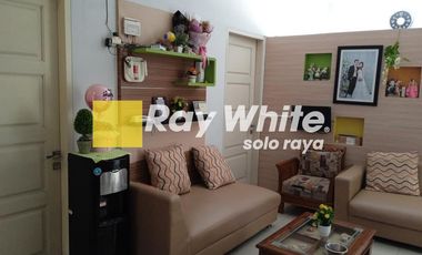 Rumah Bagus Siap Huni 2 Lantai Lokasi Jebres Solo