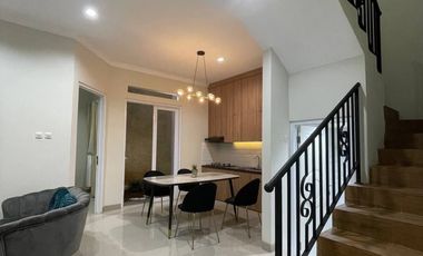 Rumah cantik 2 lantai di Kirai Park Residence- Cirendeu,Tangsel