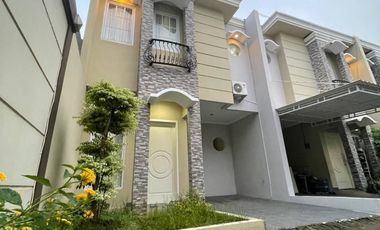 Rumah cantik 2 lantai di Kirai Park Residence- Cirendeu,Tangsel