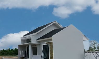 Rumah Baru Dekat Kantor Capil Demang