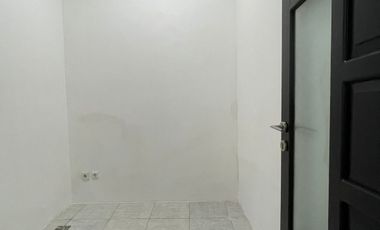 Dijual Perkantoran SHM Unit Kosongan Ground Floor di GP Plaza, Jakarta