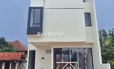 Dijual Rumah Mewah Townhouse 3 Lantai di Selatan Jakarta Southland17