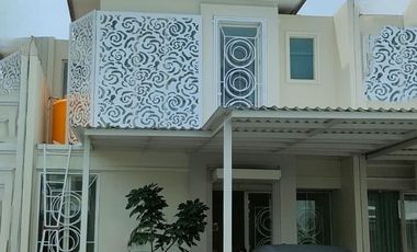Rumah 2 Lantai Full Furnished Siap Huni Pakuwon City