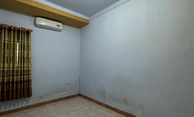 HUNIAN LUAS NYAMAN DAN STRATEGIS DI JAPUNAN