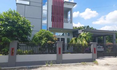 Rumah dekat Simpang bukit Barisan Harapan Raya.