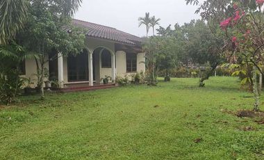 Di jual 2unit  Rumah, bayar Tanah saja. Dekat kampus PCRumbai