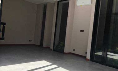 FOR RENT HUNIAN SEMI VILLA 2BR BARU SUPER STARTEGIS DEKAT SANUR