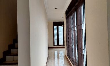 Dijual Murah vila Golf Regency Taman dayu