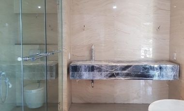 Rumah Villa mewah di Ciumbuleuit dekat  UNPAR,ITB