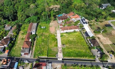 Tanah sewa loss sungai di pantai Nyanyi tabanan