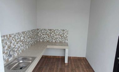 Rumah 2 lantai Lebar 10mtr 1 mnt tol buah batu bandung Hadap Barat