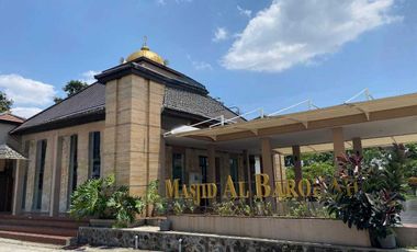 Rumah 2 lantai Lebar 10mtr 1 mnt tol buah batu bandung Hadap Barat