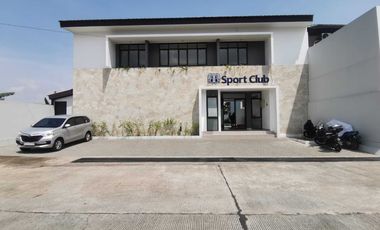 Rumah 2 lantai Lebar 10mtr 1 mnt tol buah batu bandung Hadap Barat