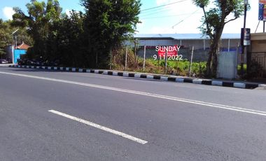 Dijual rumah 2 lantai di Ubung, Denpasar pinggir jln u/usaha dll