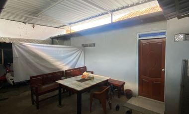 Rumah siap huni di jalan utama Kapten Syafiri Bangkalan luas 233m2