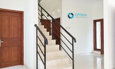 Rumah dekat UGM di Nandan Monjali, dekat Pogung, Pandega Marta, Jogja