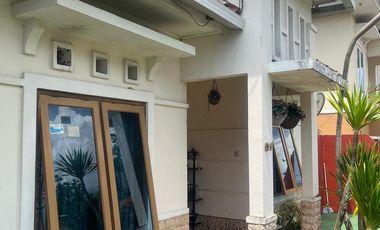 DIJUAL RUMAH CANTIK SIAP HUNI