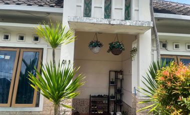DIJUAL RUMAH CANTIK SIAP HUNI