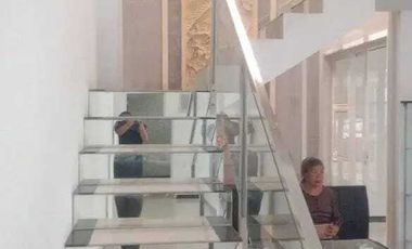 Rumah Baru Modern Dekat Solo Paragon Mall Siap Huni