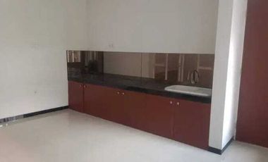 Rumah Baru Modern Dekat Solo Paragon Mall Siap Huni