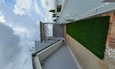 Rumah Sudut dekat Mesjid Royal Spring