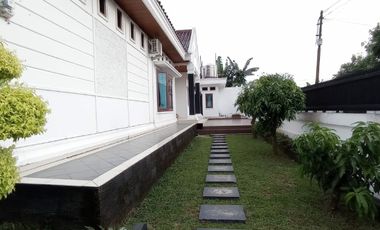 Dijual Rumah 700/1200m2 di Celentang Palembang