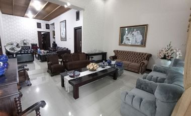 Dijual Rumah 700/1200m2 di Celentang Palembang