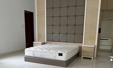 RUMAH GRAHA FAMILY MINIMALIS SEMI FURNISH BAGUS