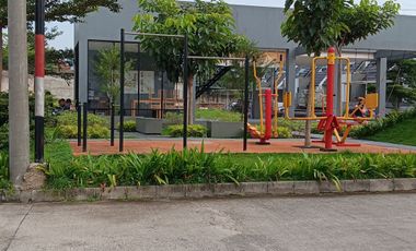 Rumah exclusive modern hinata living