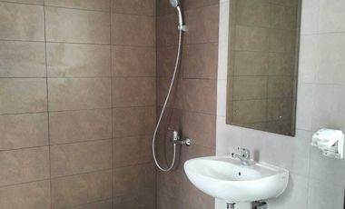 Rumah Cantik 2 Lantai di Summarecon Crown Gading, Bekasi e0117off