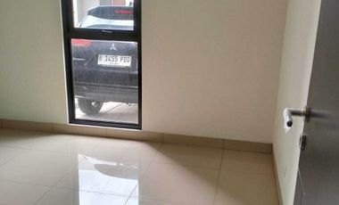 Rumah Cantik 2 Lantai di Summarecon Crown Gading, Bekasi e0117off