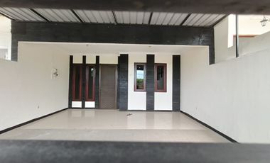Disewakan rumah daerah mulyosari