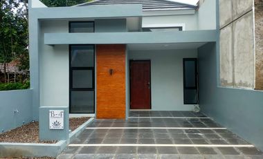Dijual rumah baru kolonel masturi Cipageran Cimahi jawa barat
