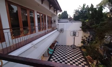 Rumah luas 2,5 lt Swimming Pool, Full Furnished,Bintaro Sek 7  CL 382